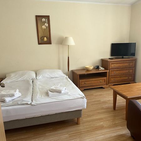 Polonia Hotel Кудова-Здрой Екстериор снимка